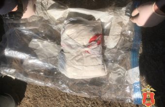 На трассе в Тверской области задержали межрегионального наркокурьера На трассе в Тверской области задержали межрегионального наркокурьера