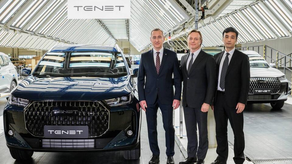 Опубликованы первые фотографии автомобилей нового российского бренда