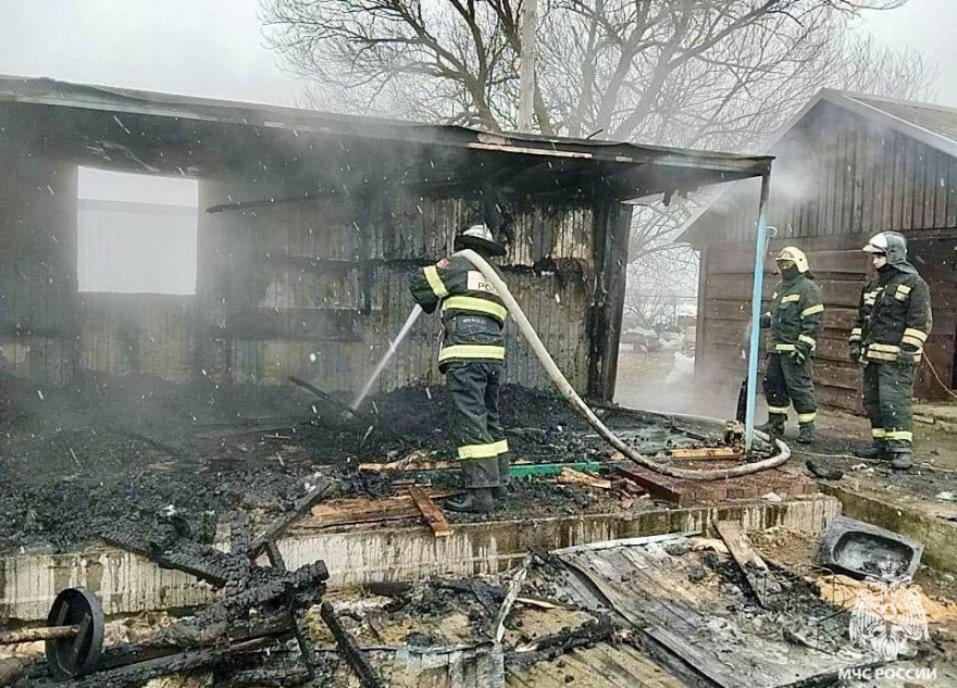 В Тверской области сгорел строительный вагончик