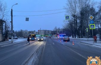 В Твери пенсионер на Логане сбил мужчину на пешеходном переходе В Твери пенсионер на Логане сбил мужчину на пешеходном переходе