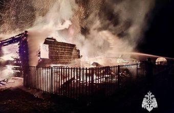 Дачный дом сгорел дотла в Тверской области