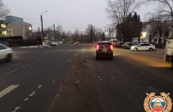 Водитель "Ниссана" сбил пешехода на зебре в Твери Водитель "Ниссана" сбил пешехода на зебре в Твери
