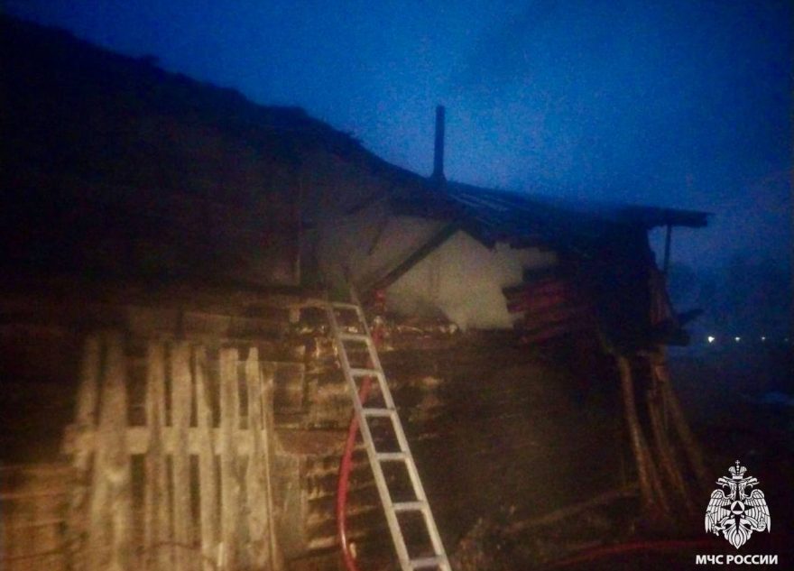 В деревне под Тверью сгорела баня