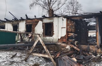 В Тверской области проводится проверка по факту гибели мужчины в пожаре В Тверской области проводится проверка по факту гибели мужчины в пожаре