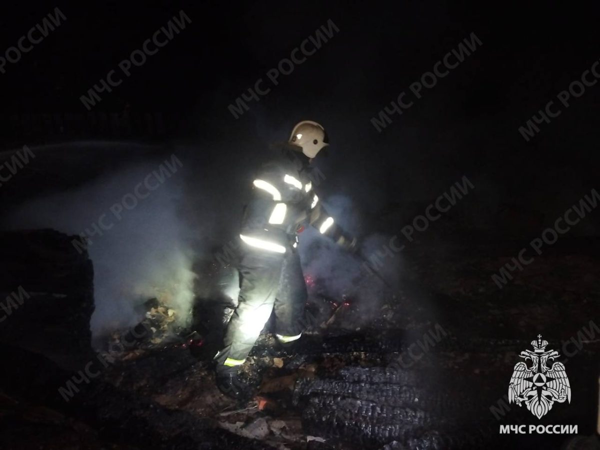 В Тверской области сгорело дотла хозяйственное строение