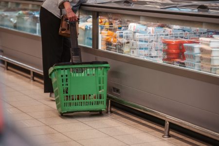 Депутаты призвали не допустить распространения в России продуктов с насекомыми Депутаты призвали не допустить распространения в России продуктов с насекомыми