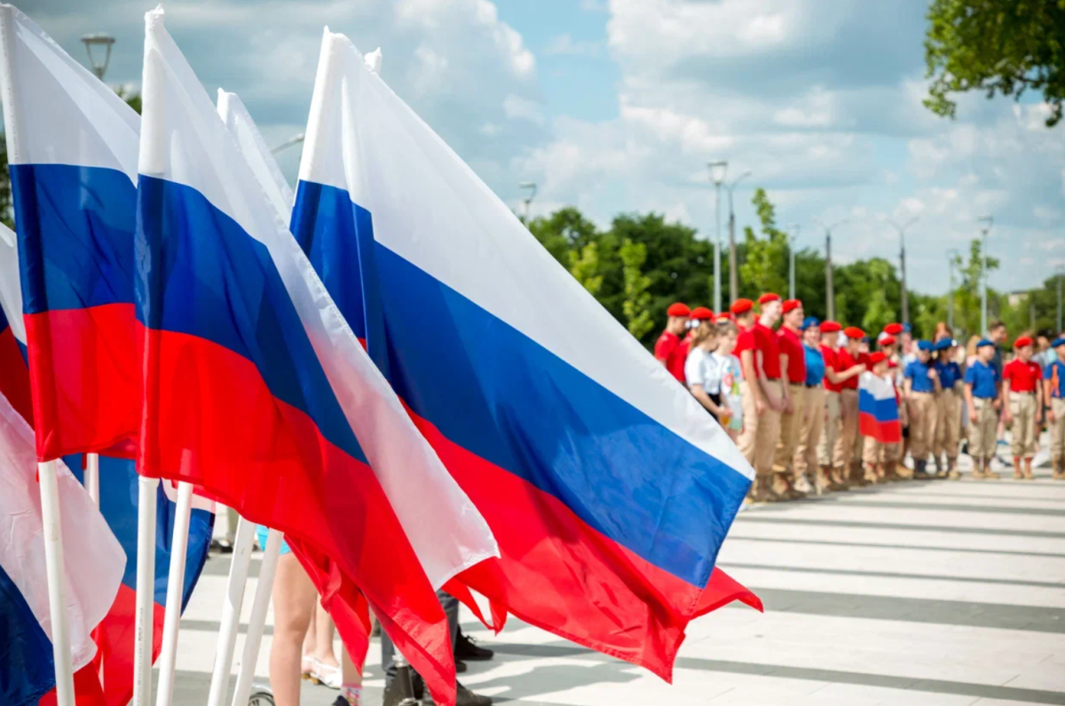 К предстоящим праздникам в Твери запустили иммерсивный проект «Дорогами войны»