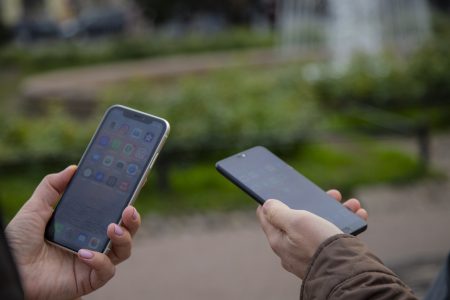 Мошенники стали чаще использовать легитимные сайты для кражи личных данных и средств россиян Мошенники стали чаще использовать легитимные сайты для кражи личных данных и средств россиян