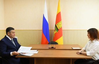 Губернатор Игорь Руденя провёл личный приём жителей Торжка Губернатор Игорь Руденя провёл личный приём жителей Торжка