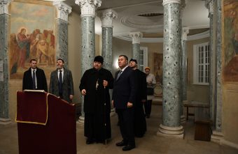 Губернатор Игорь Руденя посетил храмы в Торжке  Губернатор Игорь Руденя посетил храмы в Торжке