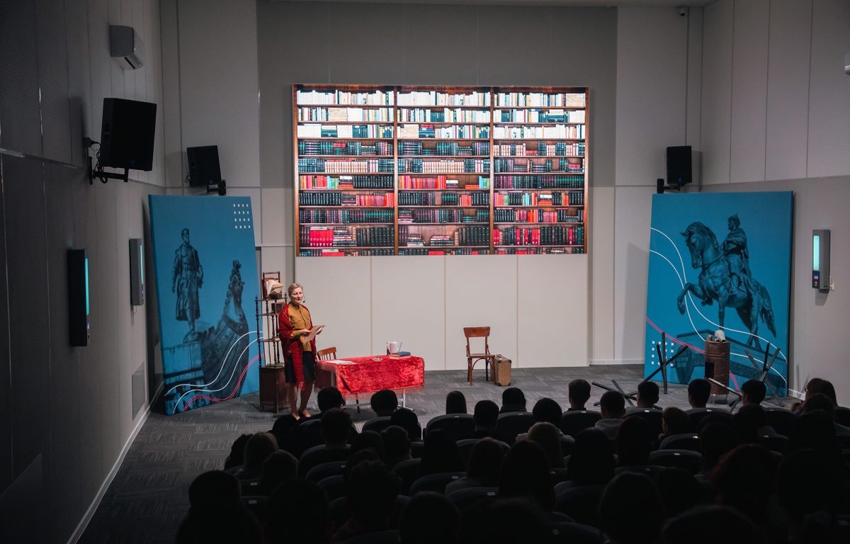 «Из фронтовой тетради»: в Твери показали моноспектакль, посвящённый событиям Ржевской битвы