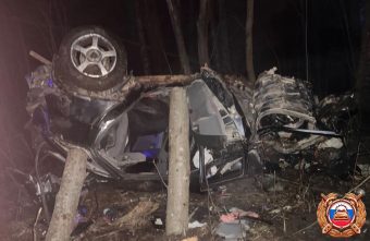 Появились подробности ДТП с перевернувшейся в Тверской области "Приорой"