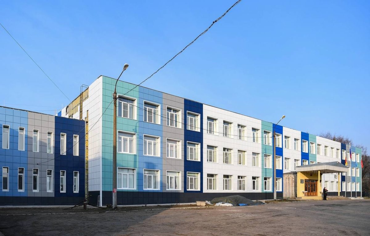 Посещая школу имени героя России Василия Клещенко в Торжке, губернатор дал ряд поручений