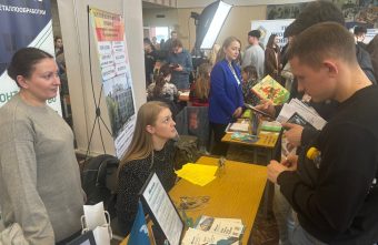 Около 2 000 вакансий предложат жителям Тверской области