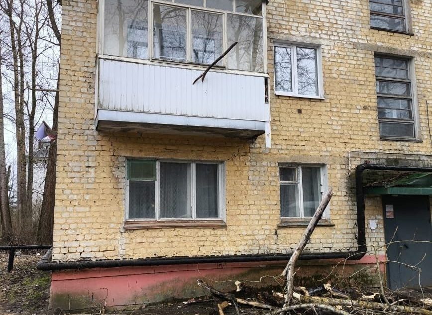 Жители показали последствия урагана в Тверской области