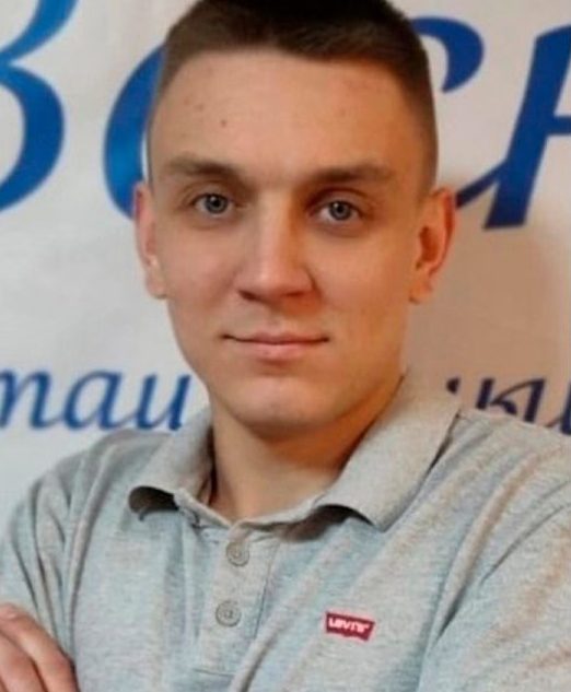 В Тверской области простились с погибшим на СВО Дмитрием Жуковым В Тверской области простились с погибшим на СВО Дмитрием Жуковым