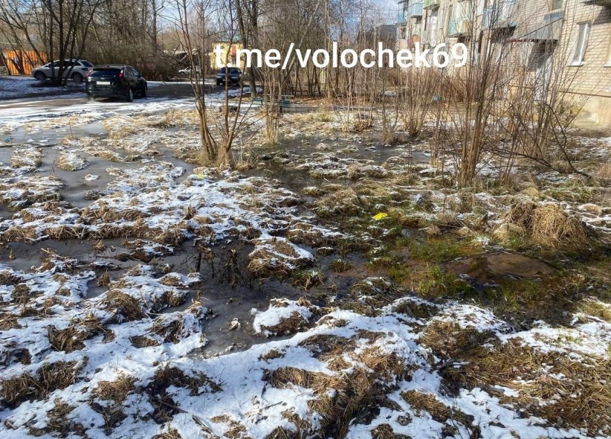 Весной один из городов в Тверской области превращается в болото Весной один из городов в Тверской области превращается в болото