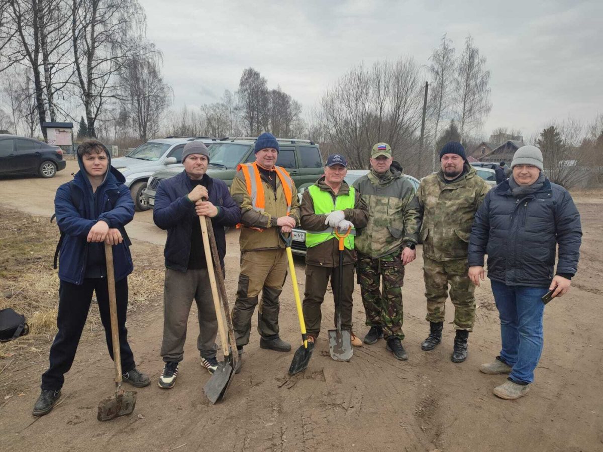 В Вышнем Волочке начались весенние субботники В Вышнем Волочке начались весенние субботники