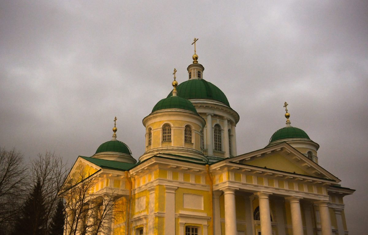 Губернатор Игорь Руденя посетил храмы в Торжке