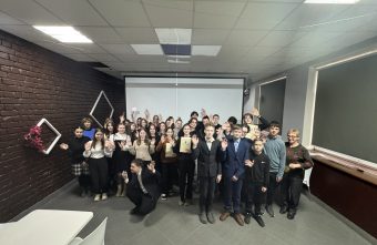 В Старице прошел квиз для старшеклассников на знание родного города В Старице прошел квиз для старшеклассников на знание родного города