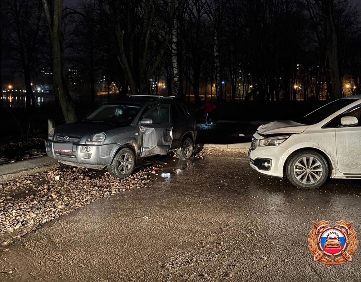 В Тверской области водитель «Киа» сбил стоящую у машины женщину