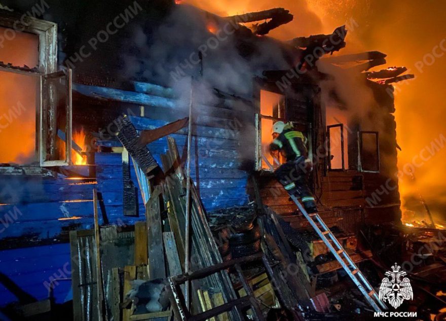 В Тверской области объявлен срочный сбор для погорельцев из Бежецка