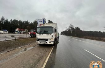 80-летнего мужчину доставили в больницу после столкновения "Хёндая" и "Сузуки" в Твери 80-летнего мужчину доставили в больницу после столкновения "Хёндая" и "Сузуки" в Твери