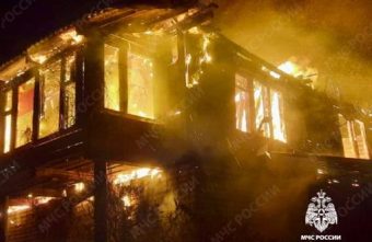 Жилой дом сгорел ночью в Тверской области Жилой дом сгорел ночью в Тверской области