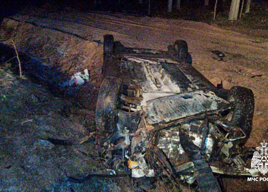 В Тверской области перевернулся легковой автомобиль