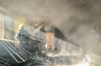 В Твери из пожара в частном доме самостоятельно вышел человек В Твери из пожара в частном доме самостоятельно вышел человек