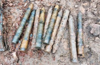 10 артиллерийских снарядов времён войны нашли в Твери