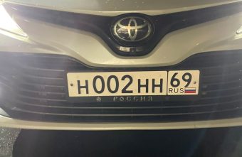 Тверской водитель принял роды у незнакомки в своем автомобиле Тверской водитель принял роды у незнакомки в своем автомобиле