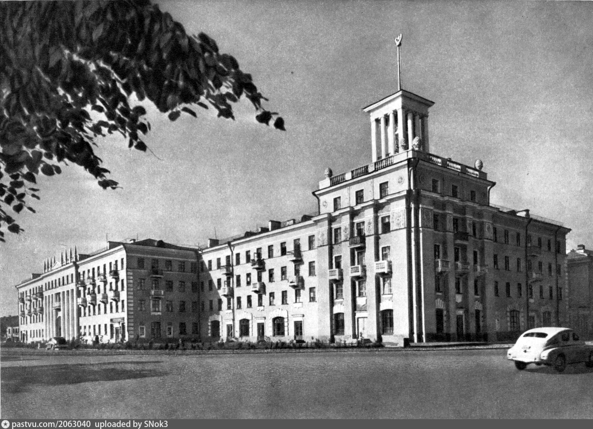 Что было на месте Пушкинской библиотеки в Твери