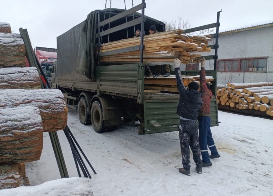 Больше 30 кубометров пиломатериалов отправили из Тверской области в зону проведения СВО Больше 30 кубометров пиломатериалов отправили из Тверской области в зону проведения СВО