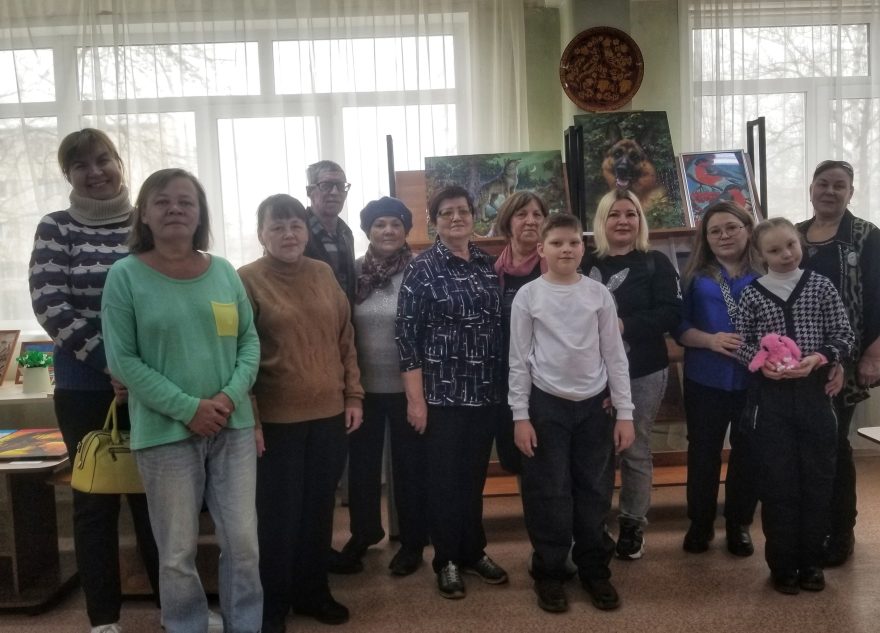 Весенняя выставка открылась в Лихославльской библиотеке