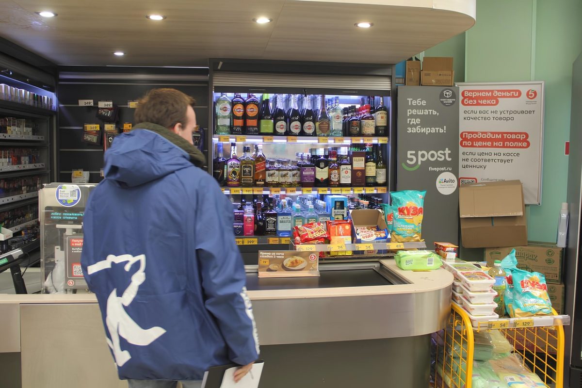 Алкоголь на кассе: импульсивные покупки или скрытая реклама?