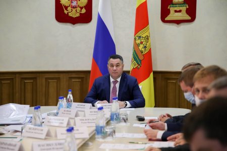 В Тверской области приняли решение о строительстве в Торжке ледового комплекса В Тверской области приняли решение о строительстве в Торжке ледового комплекса