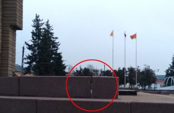 Обелиск Победы в Тверской области не стал выглядеть лучше после реставрации Обелиск Победы в Тверской области не стал выглядеть лучше после реставрации