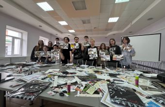 Молодёжь Тверской области вырезала и клеила образ будущего своего города Молодёжь Тверской области вырезала и клеила образ будущего своего города