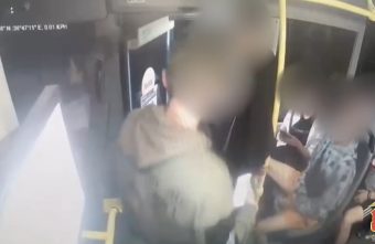 После поездки на пригородном автобусе житель Твери лишился смартфона После поездки на пригородном автобусе житель Твери лишился смартфона