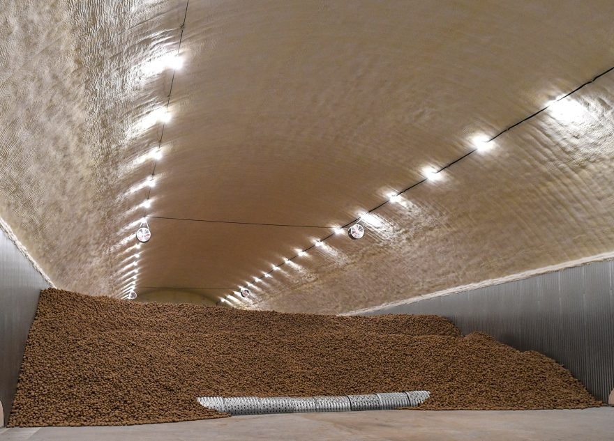 Аграриям Тверской области помогут создать и модернизировать хранилища овощей и картофеля