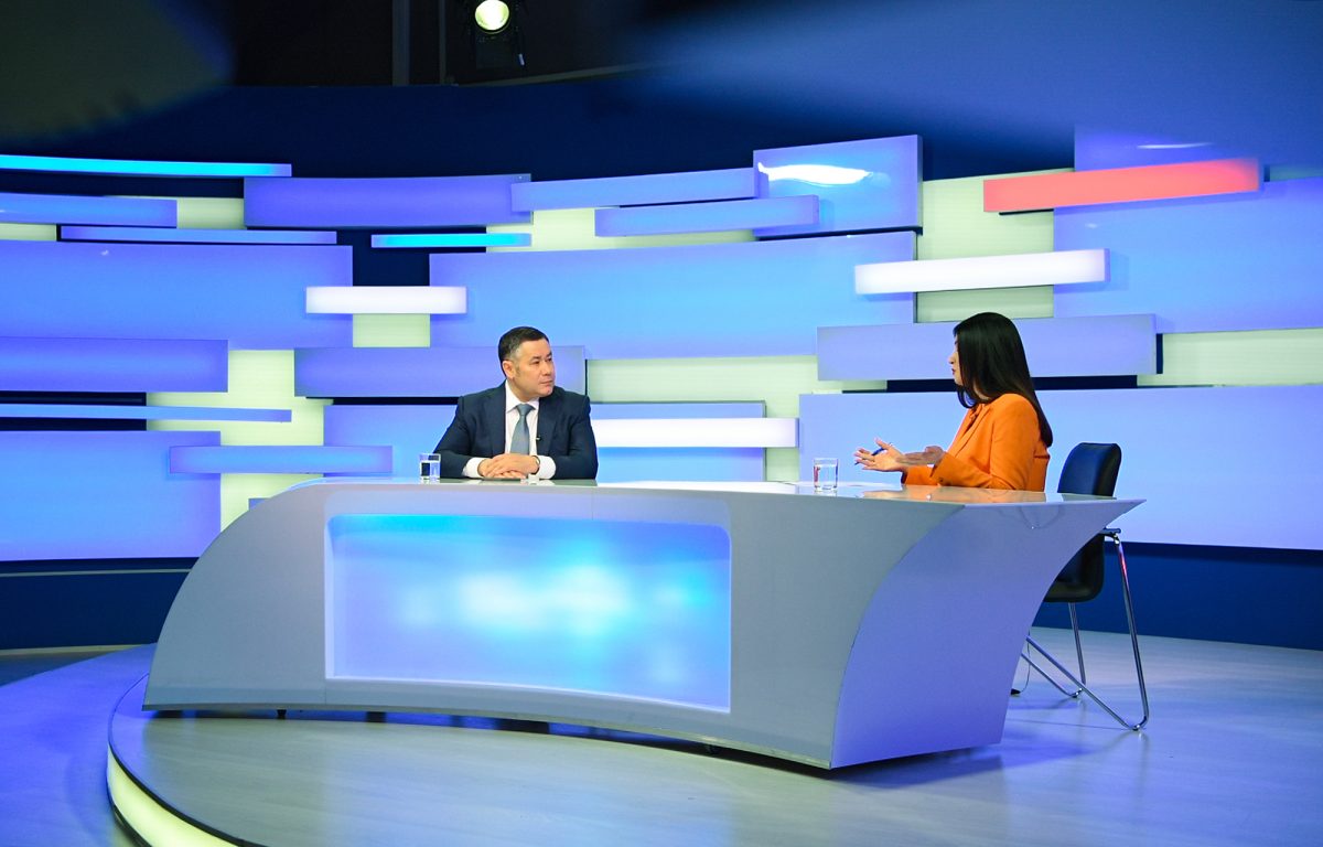 «Бессмертный полк», дороги и охота: Игорь Руденя ответил на актуальные вопросы в прямом эфире