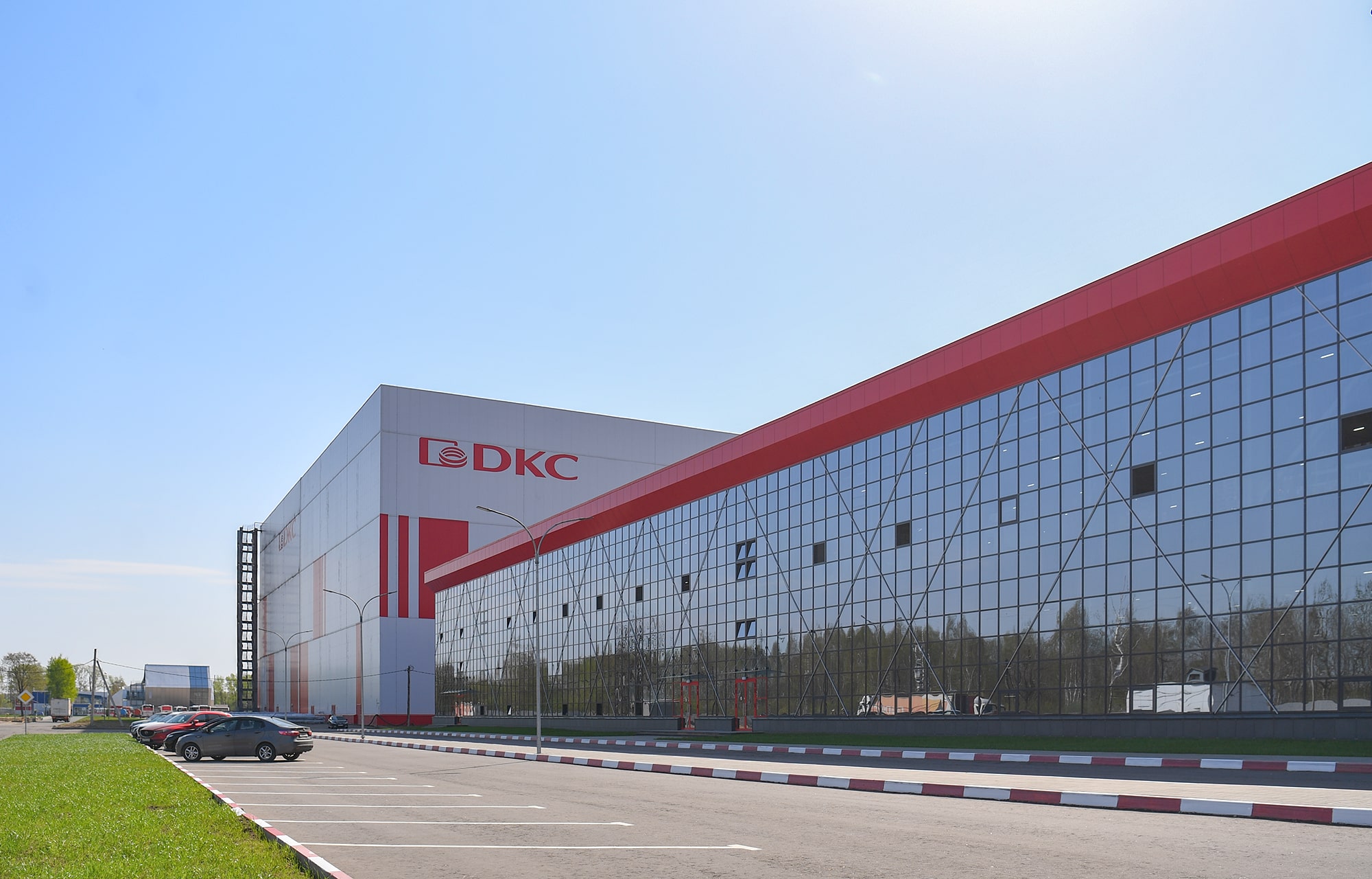 Губернатор Игорь Руденя и генеральный директор АСИ Светлана Чупшева посетили технопарк «ДКС» в Твери