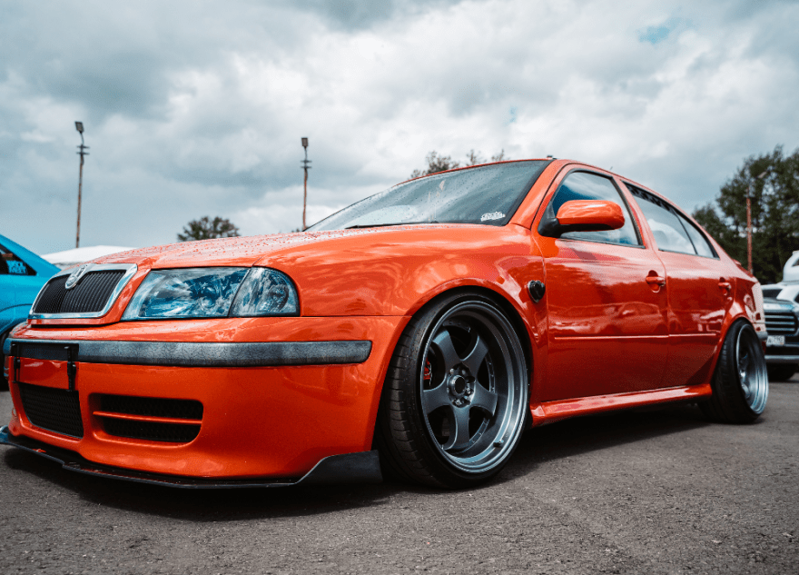 С мая в России на 25% подорожают автомобили