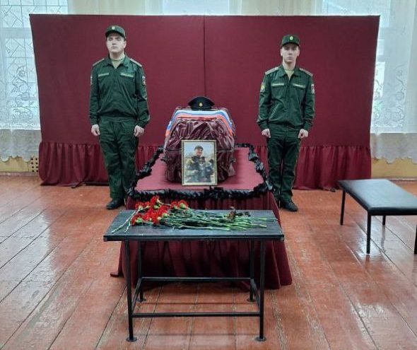 В Тверской области простились с Владимиром Сёминым