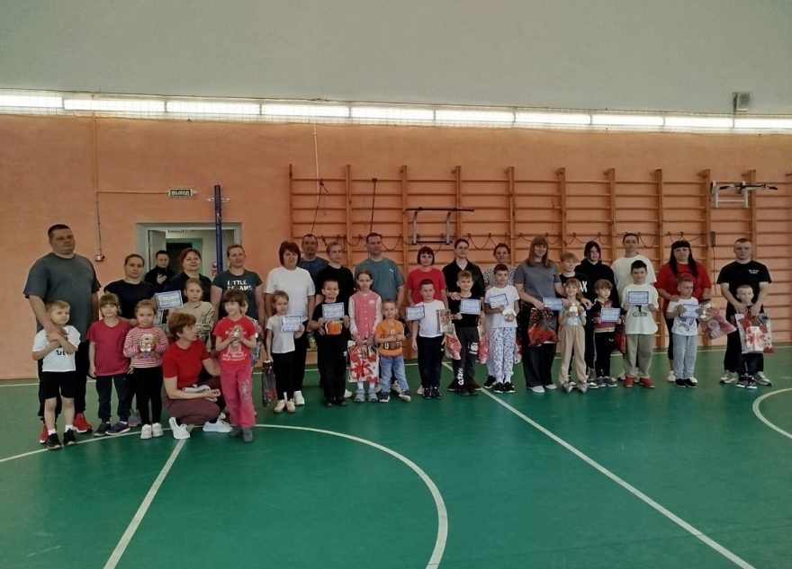 Фестиваль спортивных семей прошел в Торопце