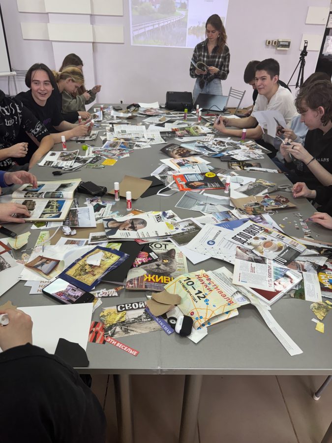 Молодёжь Тверской области вырезала и клеила образ будущего своего города