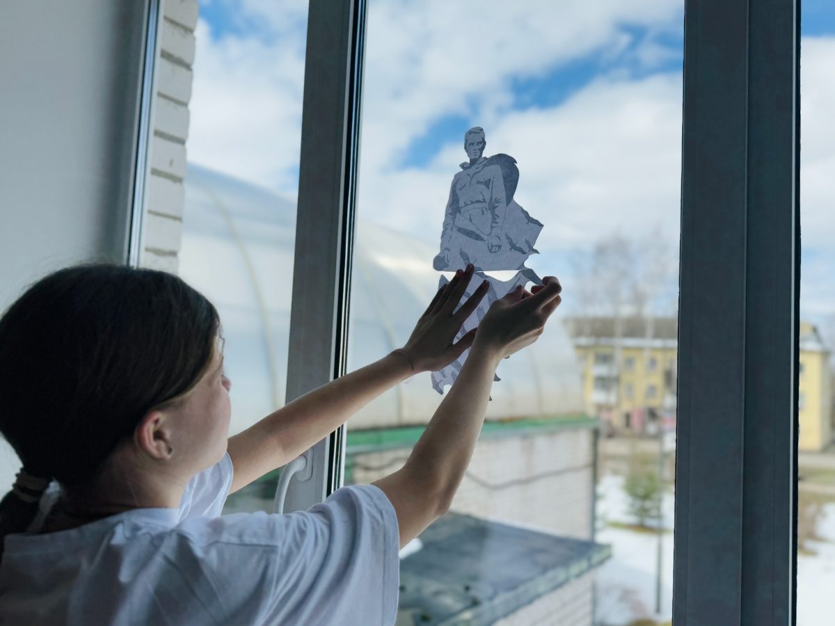 В Тверской области началась всероссийская акция «Окна Победы»