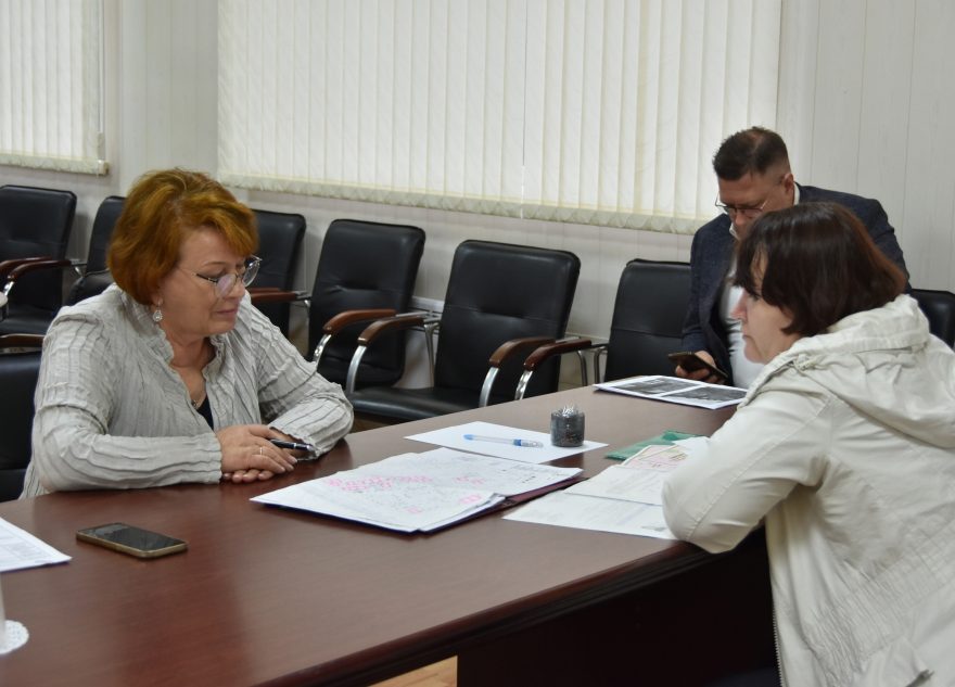 Глава Вышневолоцкого округа Наталья Рощина провела личный прием граждан Глава Вышневолоцкого округа Наталья Рощина провела личный прием граждан