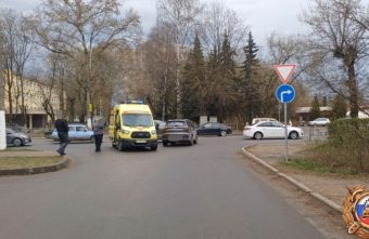 Легковушка и питбайк столкнулись в Твери, есть пострадавший Легковушка и питбайк столкнулись в Твери, есть пострадавший